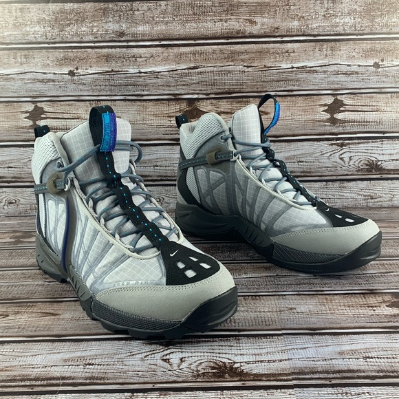 nike zoom tallac lite